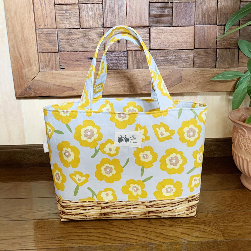 北欧花と竹カゴ風トートバッグ　ポケット3つ付き | 3枚目