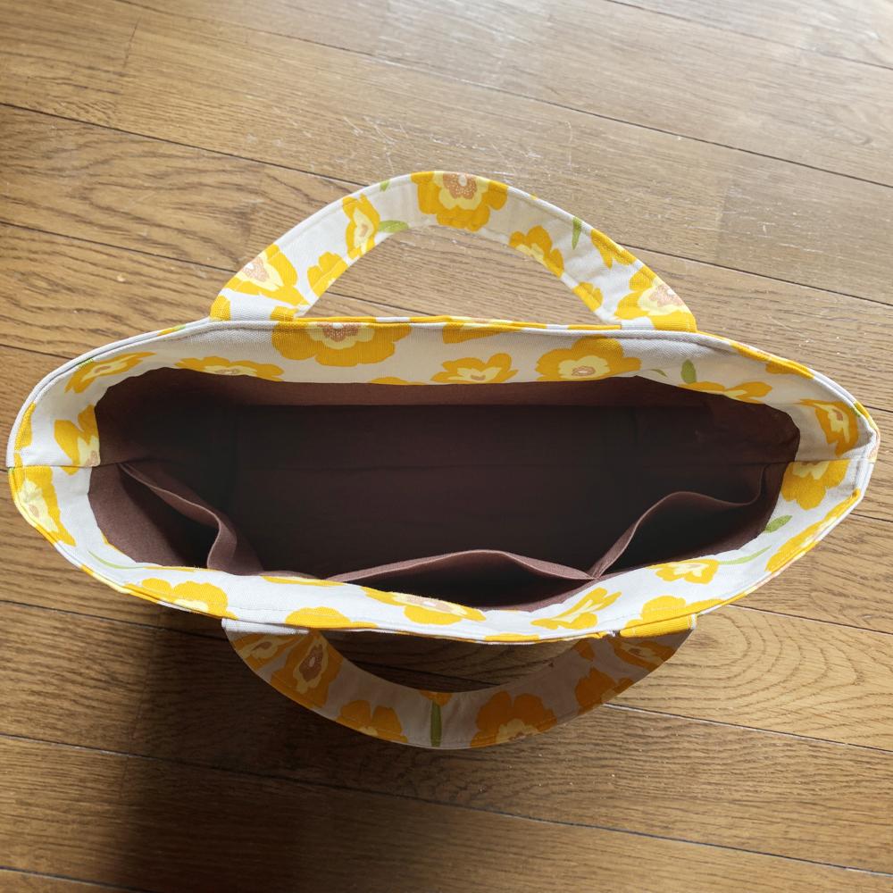 北欧花と竹カゴ風トートバッグ　ポケット3つ付き | 5枚目