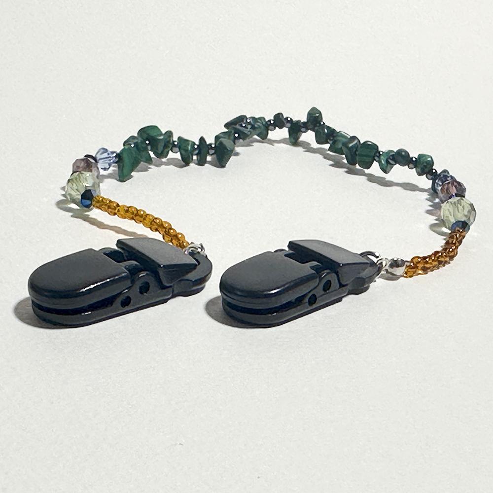 天然石の孔雀石とビーズの帽子クリップ　（ハットクリップ／帽子ストラップ） | 5枚目