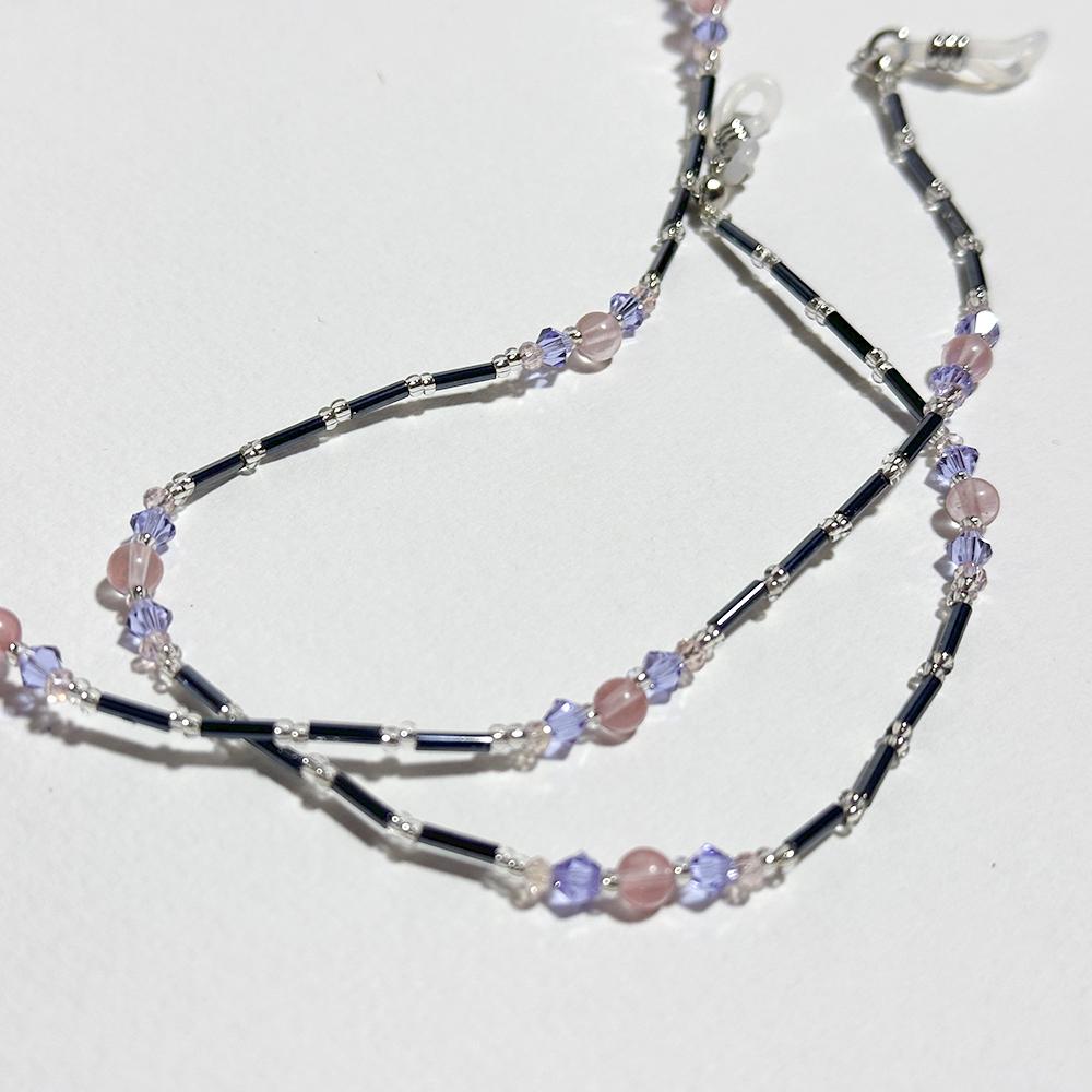 差し色のピンクが大人可愛い眼鏡チェーン　（ビーズアクセサリー／眼鏡ストラップ／サングラスアクセサリー） | 5枚目