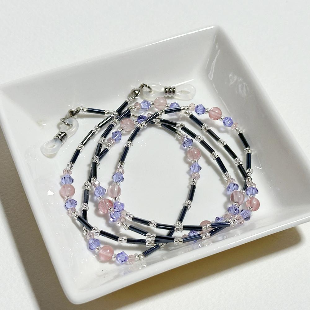 差し色のピンクが大人可愛い眼鏡チェーン　（ビーズアクセサリー／眼鏡ストラップ／サングラスアクセサリー） | 9枚目