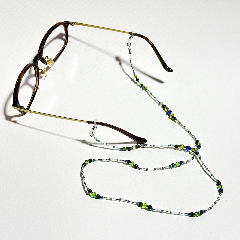 クリア＆緑が爽やかな眼鏡チェーン　（ビーズアクセサリー／眼鏡ストラップ／サングラスアクセサリー） | 5枚目