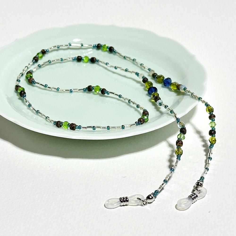 クリア＆緑が爽やかな眼鏡チェーン　（ビーズアクセサリー／眼鏡ストラップ／サングラスアクセサリー） | 6枚目